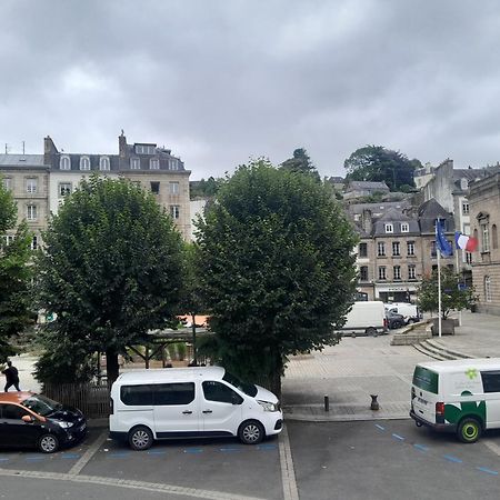 Appartement 75M2 Plein Centre Face A La Mairie Morlaix Exterior foto